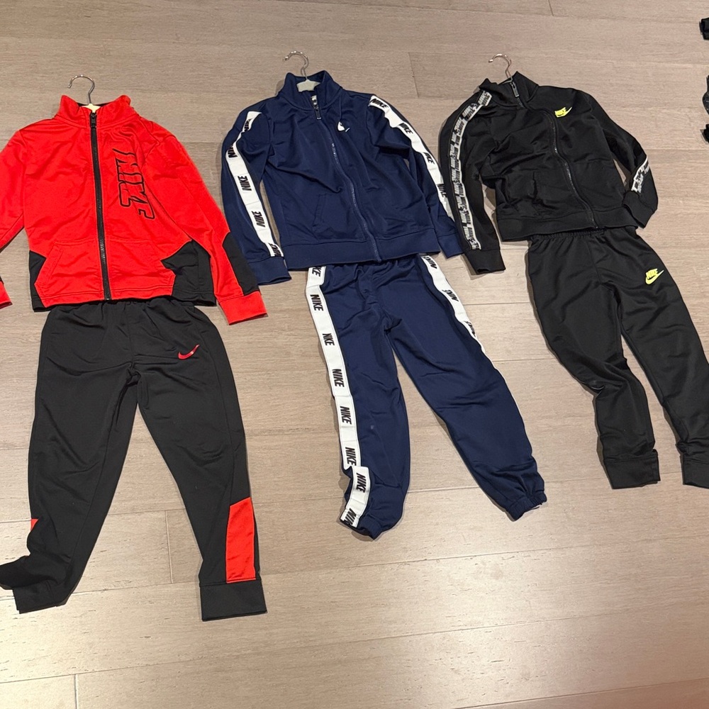 Nike Kids' Tracksuit Set - Red, Navy, Black Size 6-7